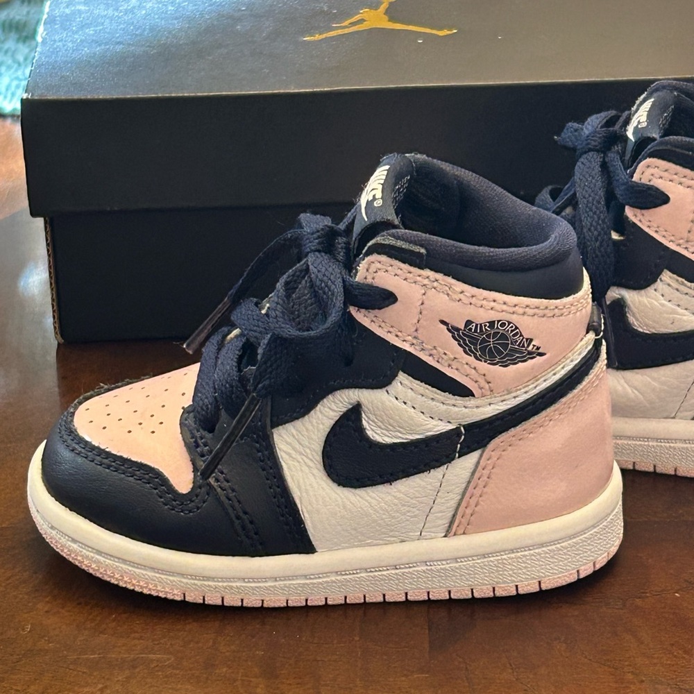 Toddler Jordan shoes in great condition